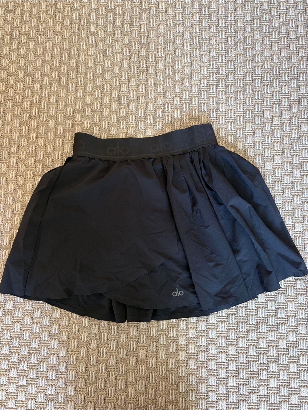 ALO Yoga Black Circle Skirt with Built-In Shorts